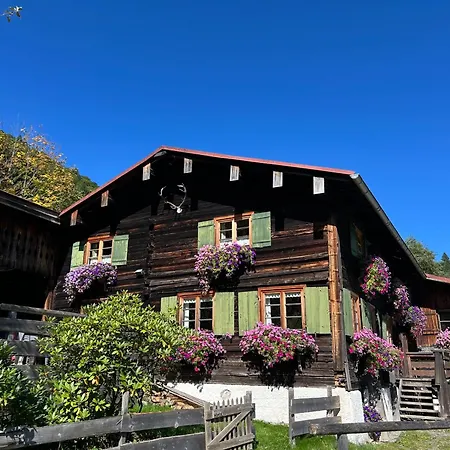 Wellnesshuette Allgaeu - Whirlpool & Alleinlage Chalet *