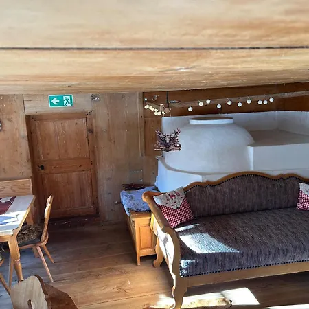 Wellnesshuette Allgaeu - Whirlpool & Alleinlage Alpesi faház *